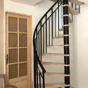https://le-refuge-ardechois.hotels-rhonealpes.com